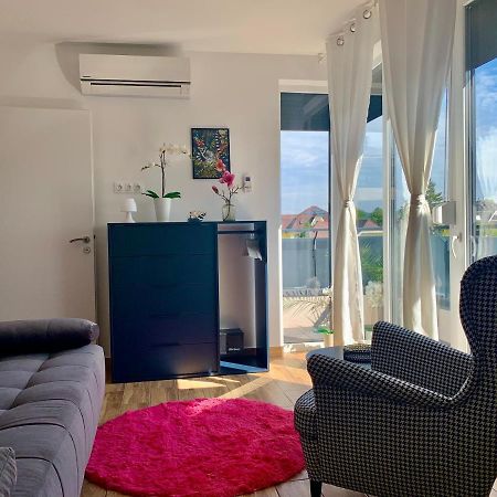 Madagascar Apartman Keszthely Bagian luar foto