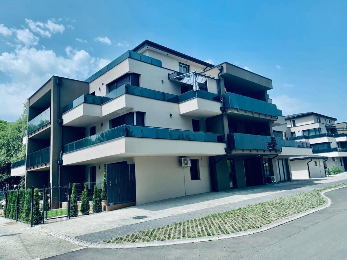 Madagascar Apartman Keszthely Bagian luar foto