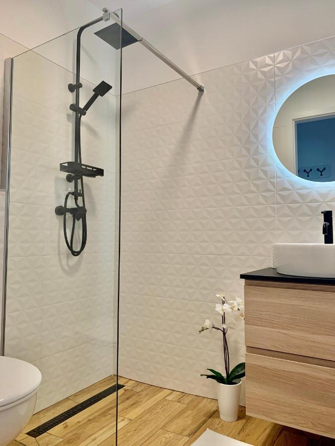 Madagascar Apartman Keszthely Bagian luar foto