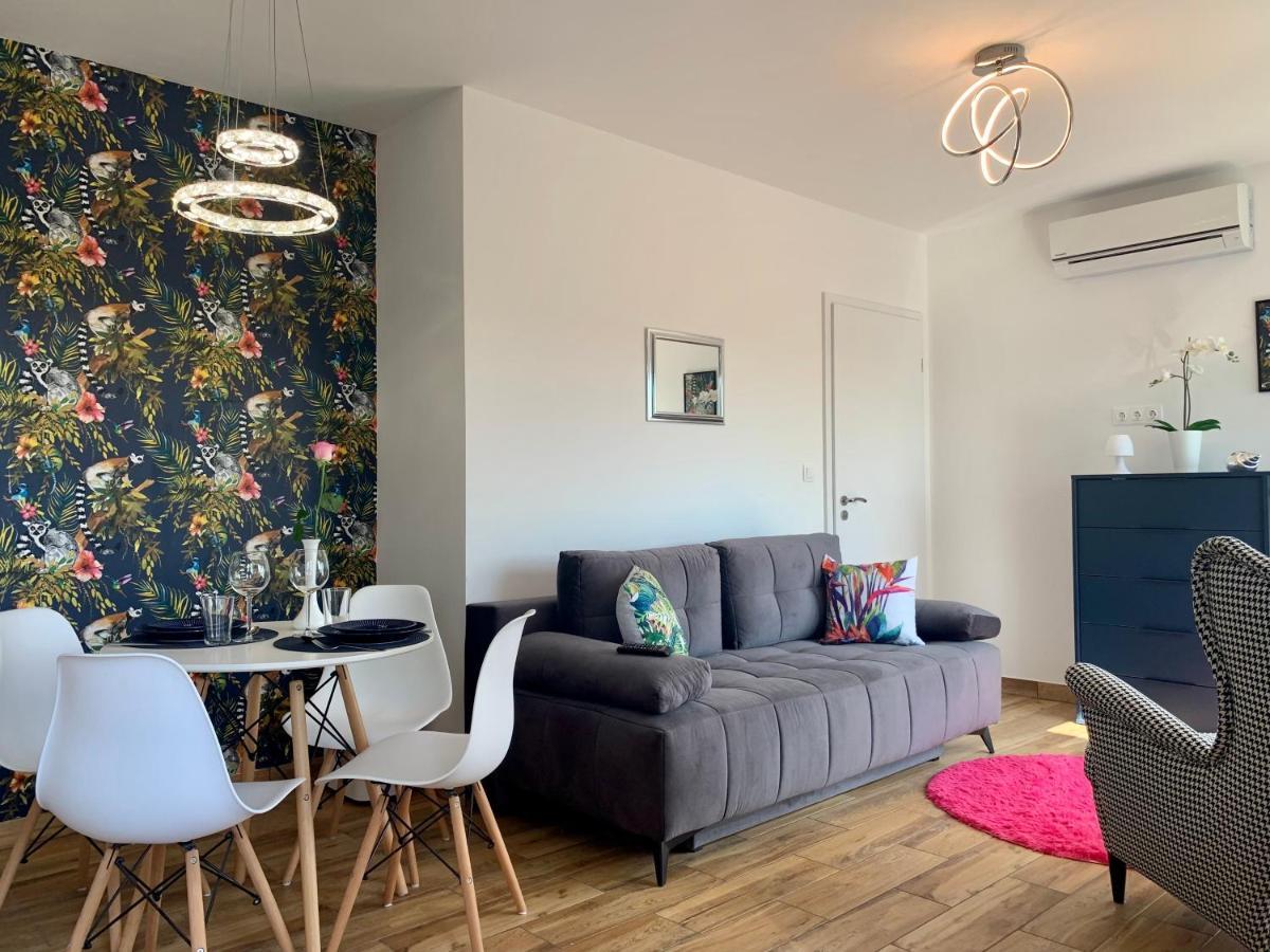 Madagascar Apartman Keszthely Bagian luar foto