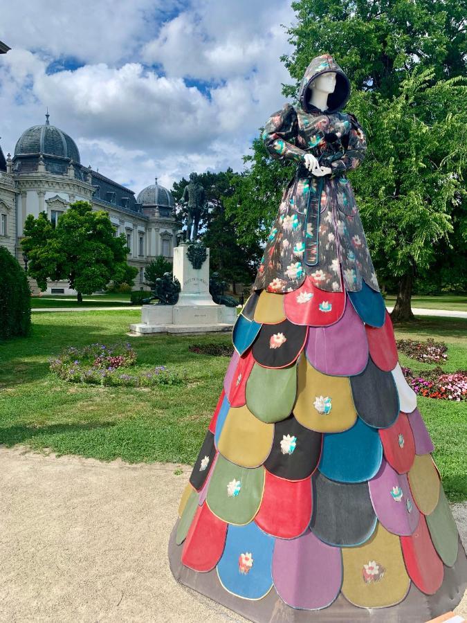 Madagascar Apartman Keszthely Bagian luar foto