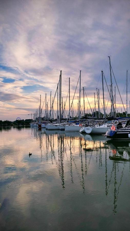Madagascar Apartman Keszthely Bagian luar foto